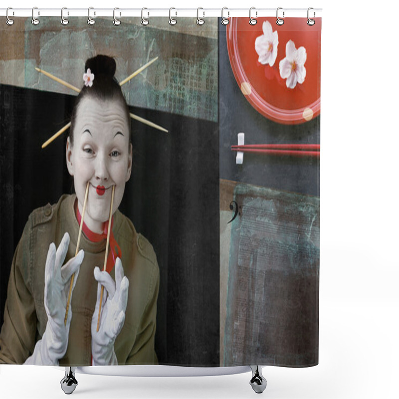 Personality  Smile In Japanese Style Shower Curtains