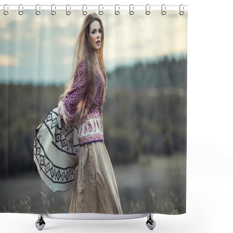 Personality  Beautiful Hippie Girl Jumping Shower Curtains