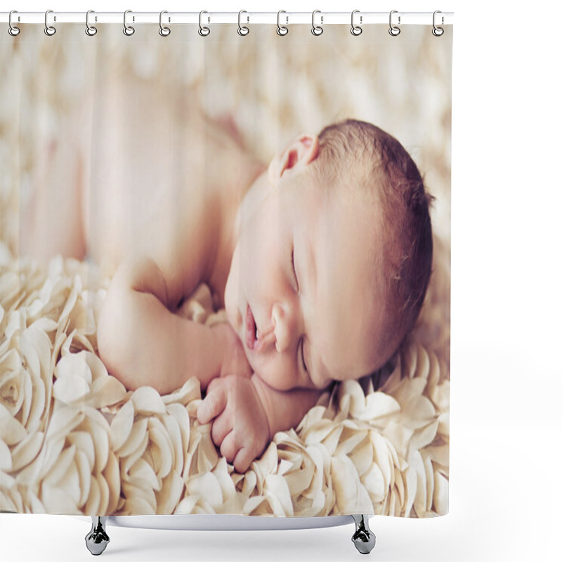 Personality  Picture Presenting Cute Sleeping Baby Shower Curtains