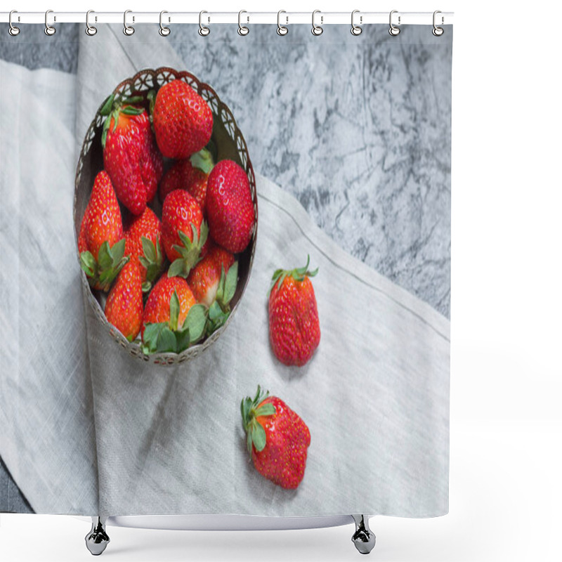 Personality  Fresh Red Strawberries  Shower Curtains