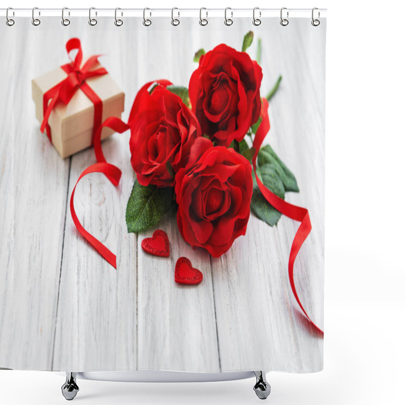 Personality  Valentine Gift Box And Roses Bouquet Shower Curtains