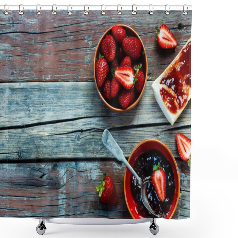 Personality  Strawberry Jam Shower Curtains