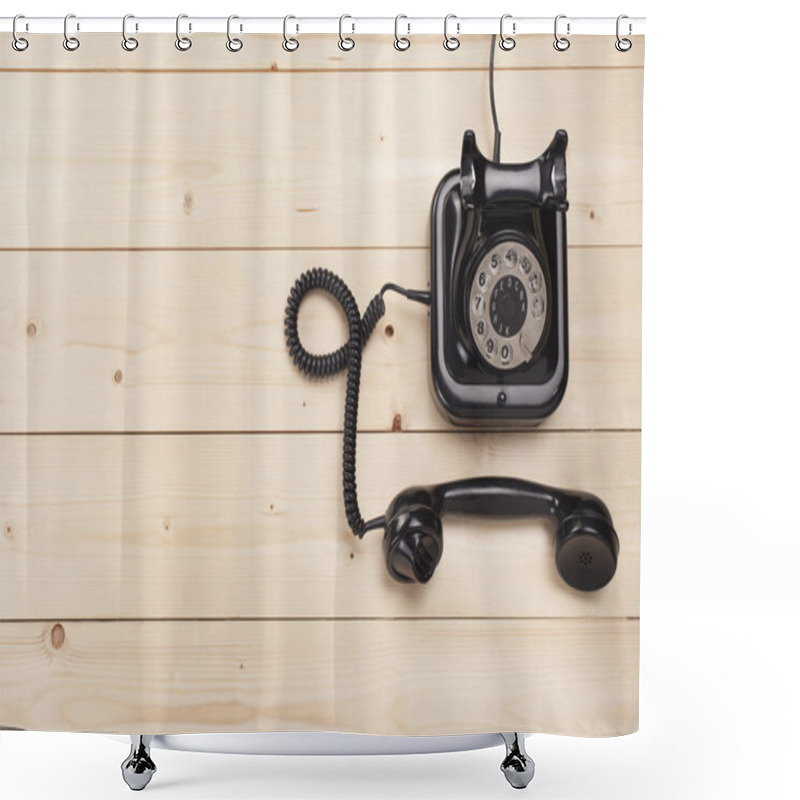 Personality  Old Retro Black Phone Shower Curtains