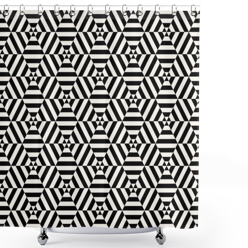 Personality  Optical Illusion Black And White Hexagon Pattern. Shower Curtains