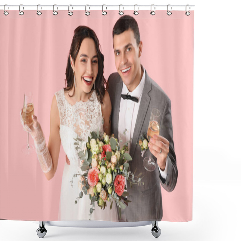 Personality  Young Wedding Couple With Bouquet Of Flowers And Champagne On Pink Background Shower Curtains