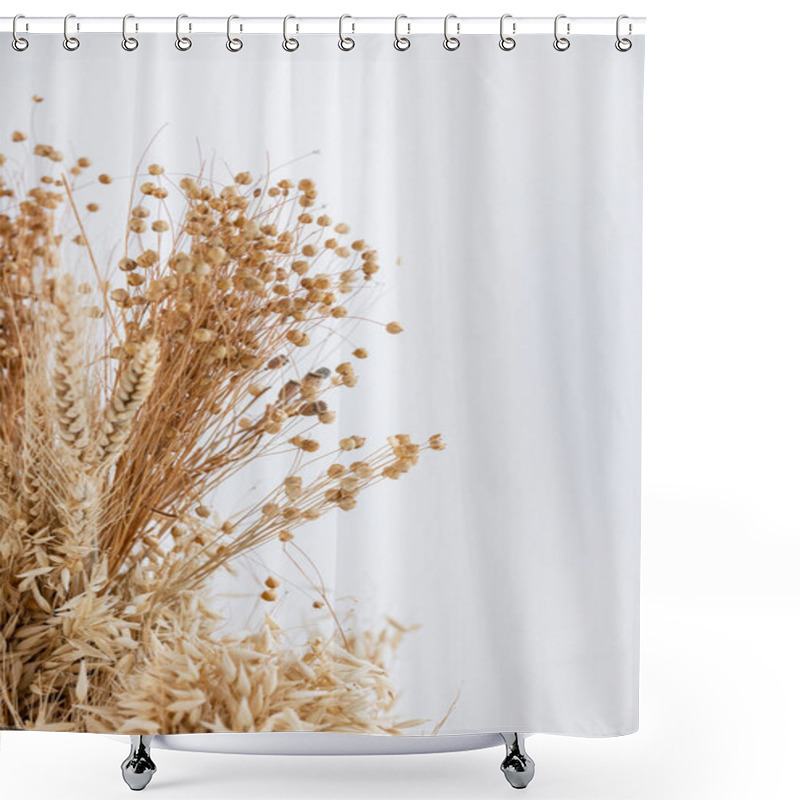 Personality  A Beautiful Arrangement Of Dried Flowers Showcases Warm Tones, Adding A Cozy Touch To Winter Decor. This Centerpiece Enhances The Ambience For Festive Celebrations Like Christmas And New Year. Shower Curtains