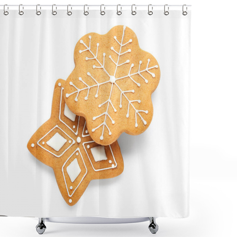 Personality  Tasty Gingerbread Cookies On White Background Shower Curtains