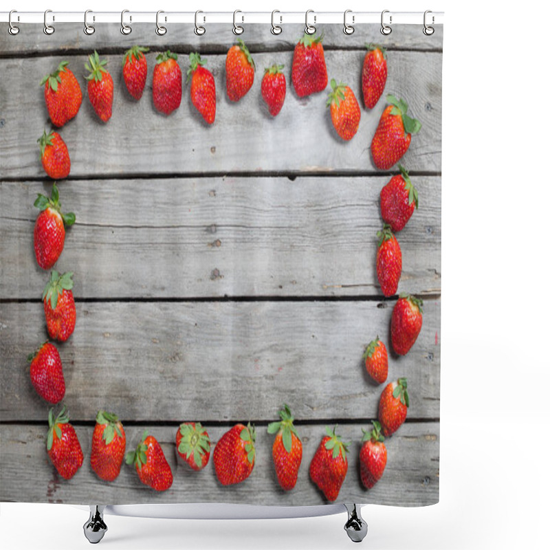 Personality  Frame Of Fresh Strawberries  Shower Curtains