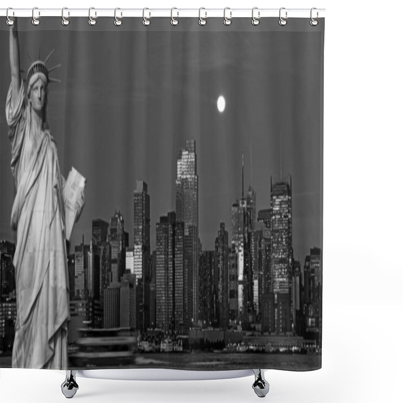 Personality  New York City Black And White Hi Contrast Shower Curtains