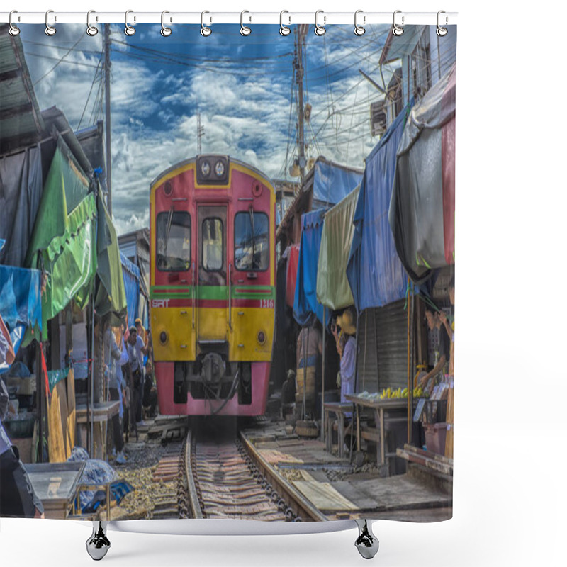 Personality  Tourists Take Photo At The Train Running Through The Most Popula Shower Curtains