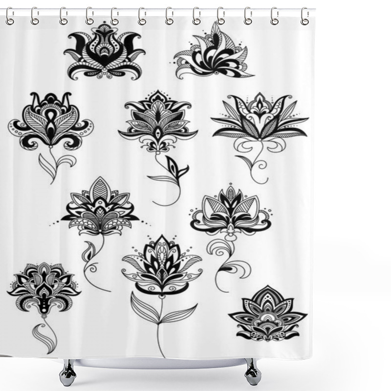 Personality  Outline Paisley Flowers With Lush Blooms Shower Curtains