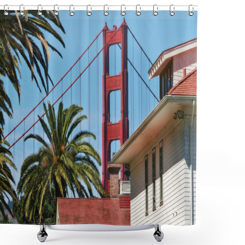 Personality  Architectural Fragments Of Famous Golden Gate Bridge And Wooden Shower Curtains