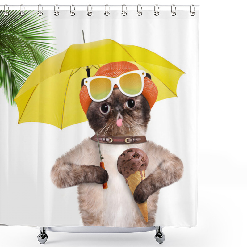 Personality  Cat Eat Ice Cream. Shower Curtains