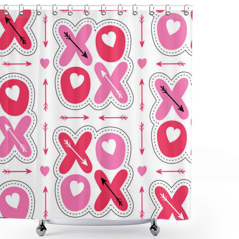 Personality  Flat XOXO Valentines Day Typography Vector Seamless Pattern. Patch Hearts And Arrows. Love. XOXO. Hugs And Kisses Shower Curtains