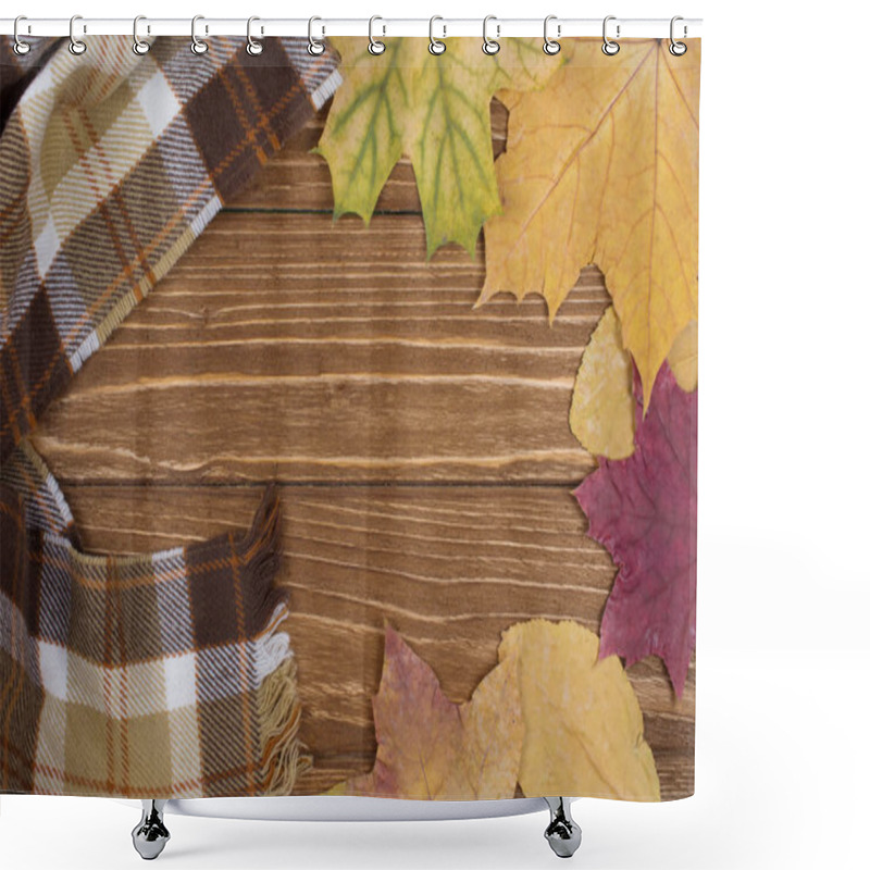 Personality  Cozy Checkered Scarf And Autumn Leaves Shower Curtains