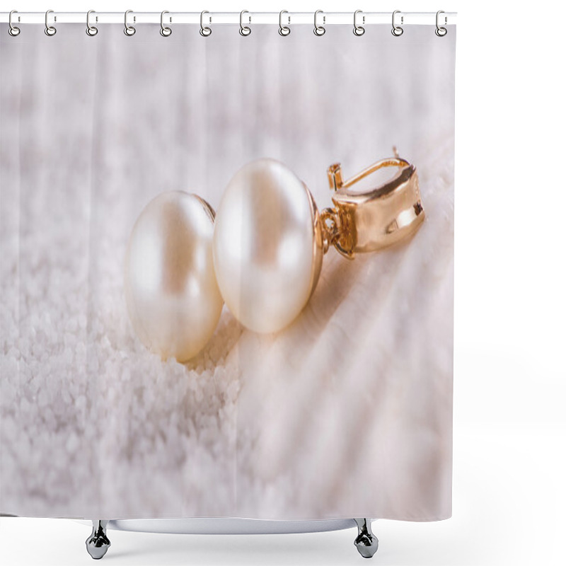 Personality  Golden Earrings And Sea Shell Shower Curtains