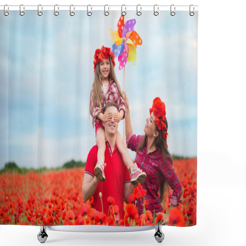 Personality  Family On The Poppy Field Shower Curtains