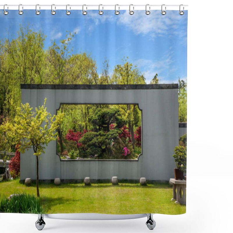 Personality  Yangzhou Slender West Lake To Send Bonsai Garden Shower Curtains