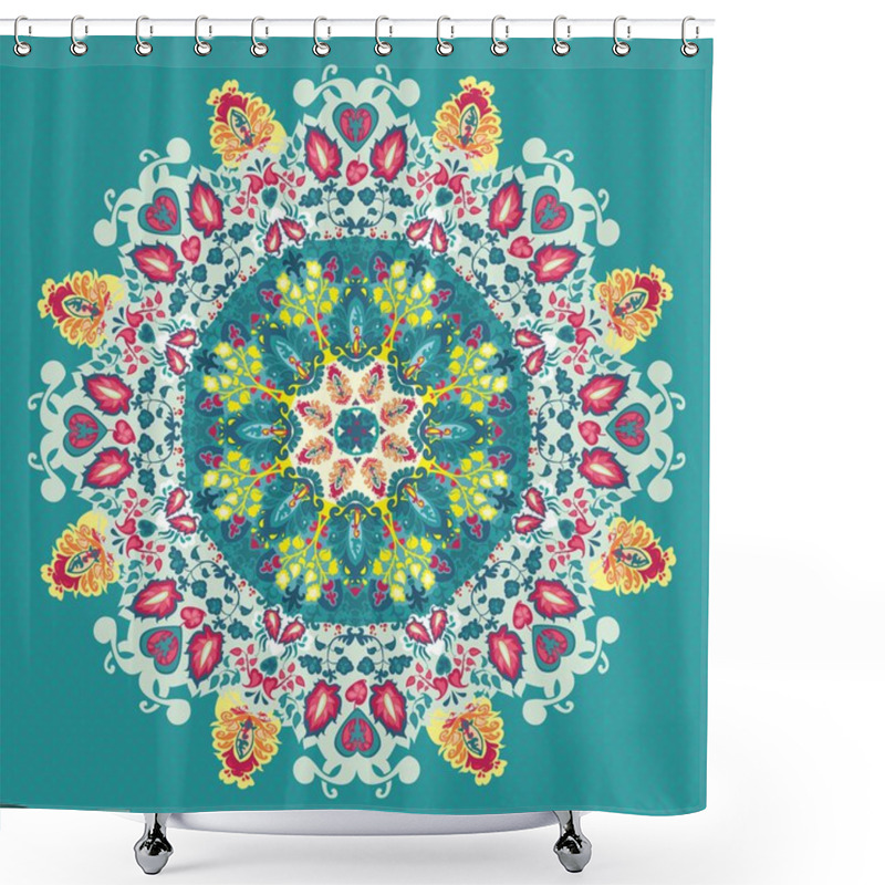 Personality  Ornamental Round Floral Lace Pattern. Flowers And Leaves Shower Curtains