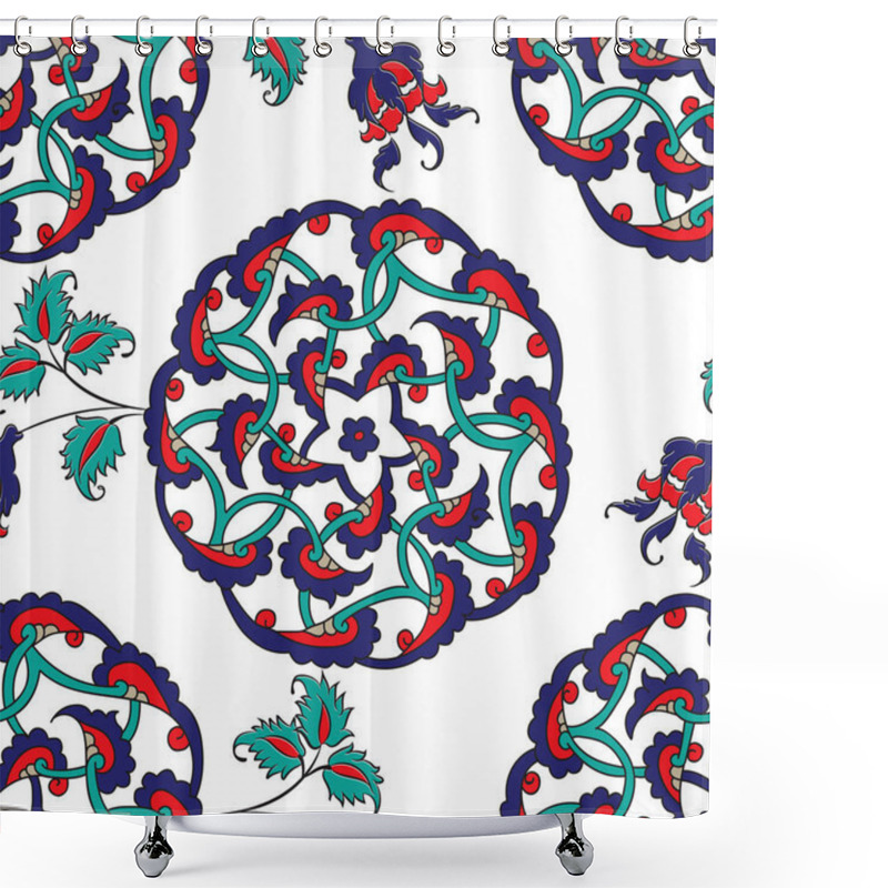 Personality  Turkish Iznik Tile, Seamless Islamic Pattern With Oriental Curve Shower Curtains