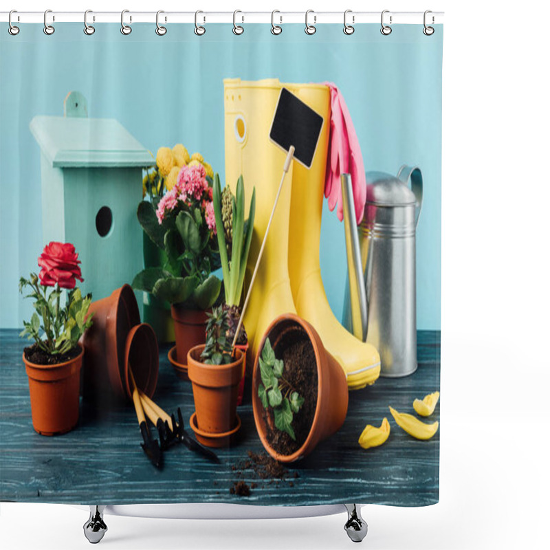 Personality  Gardening Shower Curtains