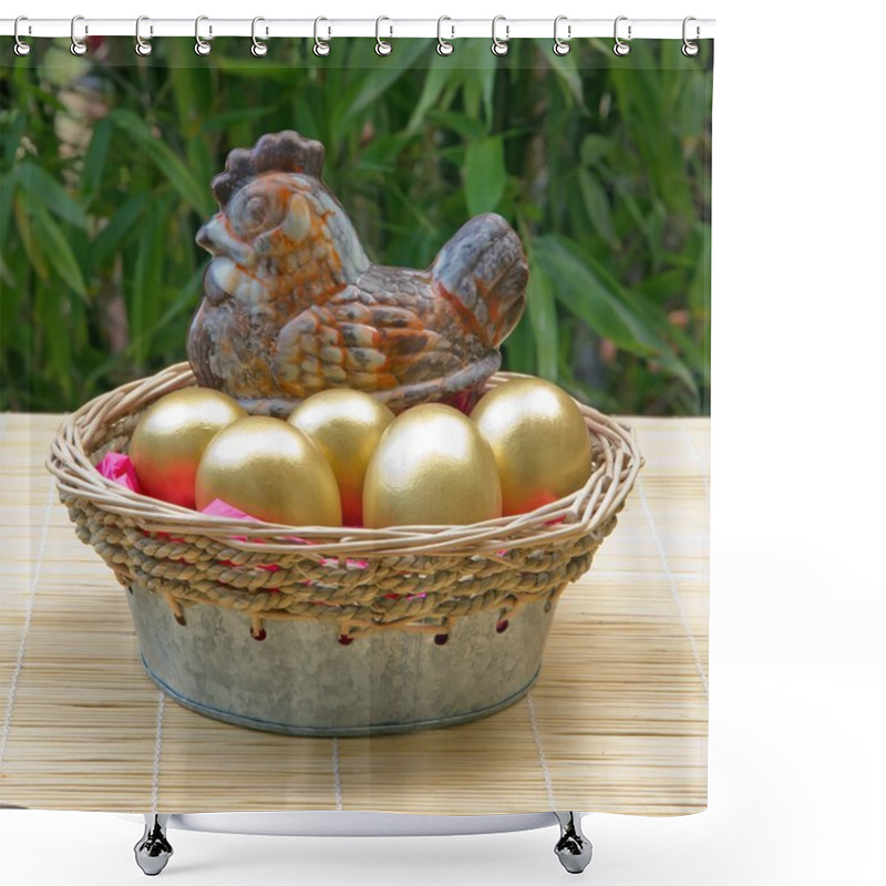 Personality  Goose And Golden Eggs Shower Curtains