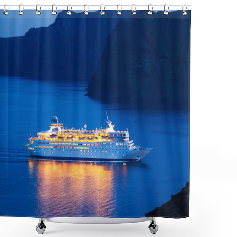 Personality  Luxury Cruise Ship Shower Curtains