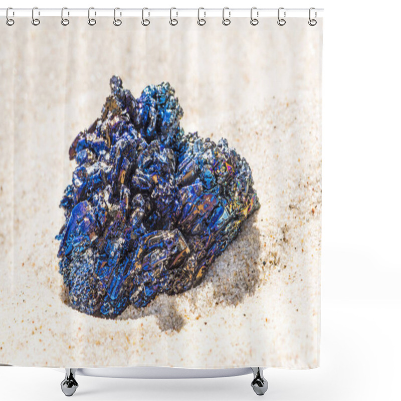 Personality  Silicon Carbide, Artificially Crystal  Shower Curtains