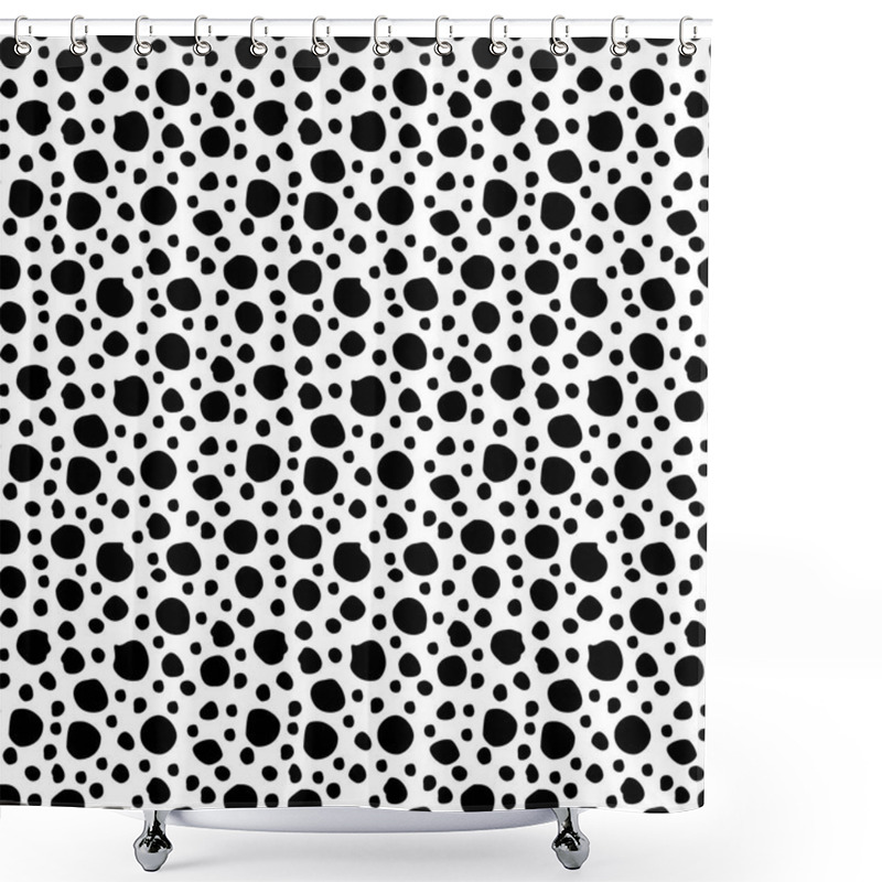 Personality  Hand Drawn Polka Dot Seamless Pattern Shower Curtains