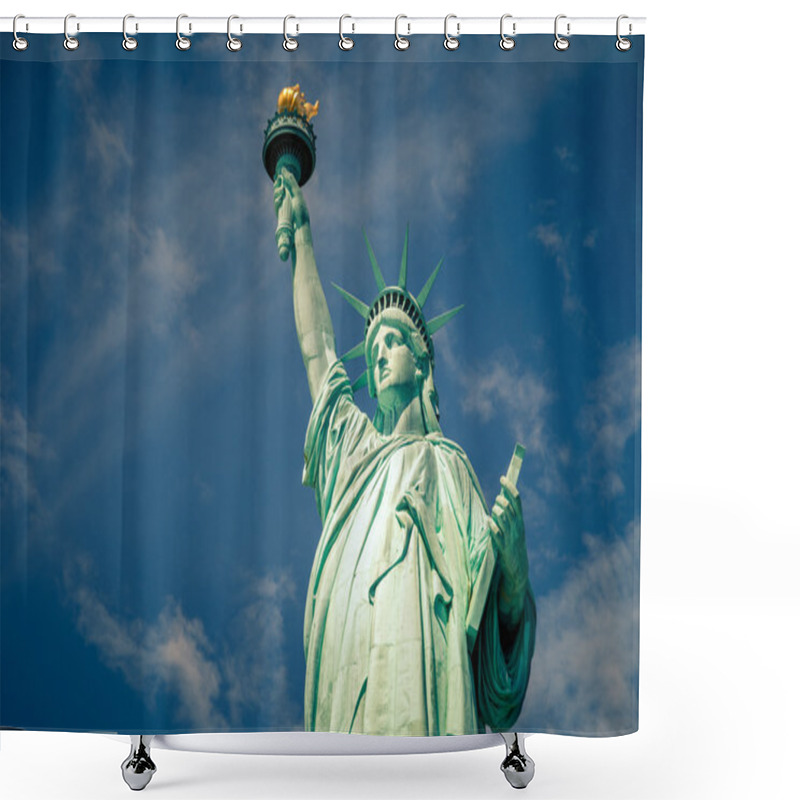 Personality  Statue Of Liberty Shower Curtains