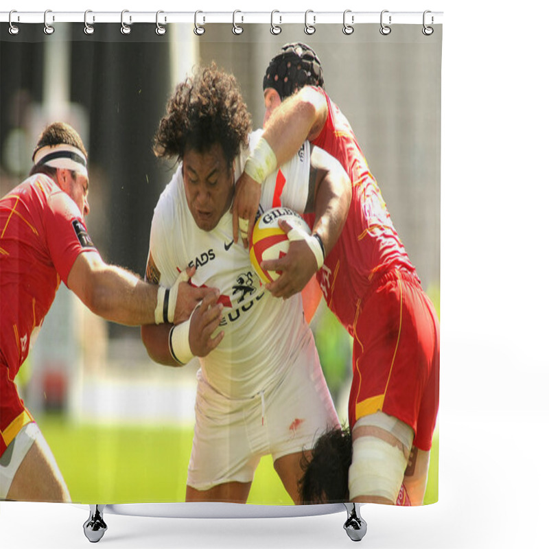 Personality  Toulousain Johnson Census Is Tackled By USAP Perpignan Shower Curtains