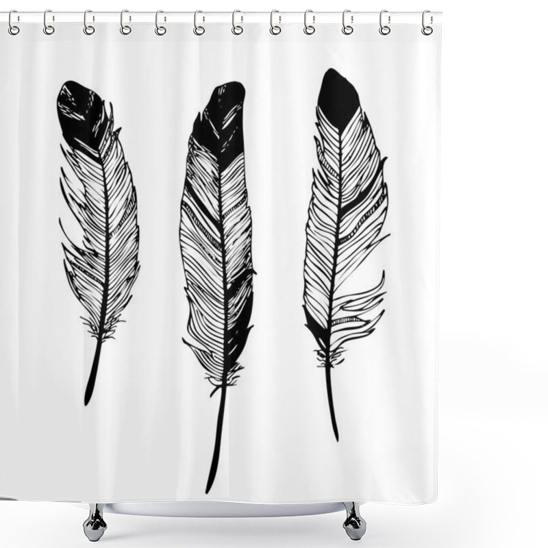 Personality  Feathers Black And White Graphic Drawing Shower Curtains