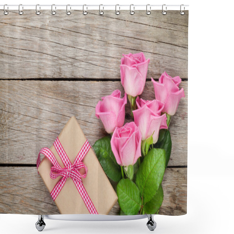 Personality  Roses And Valentines Day Gift Box Shower Curtains