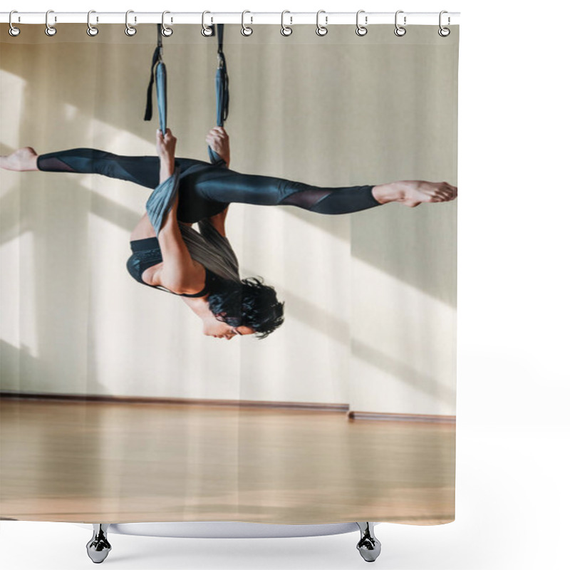 Personality  Fly Yoga Shower Curtains