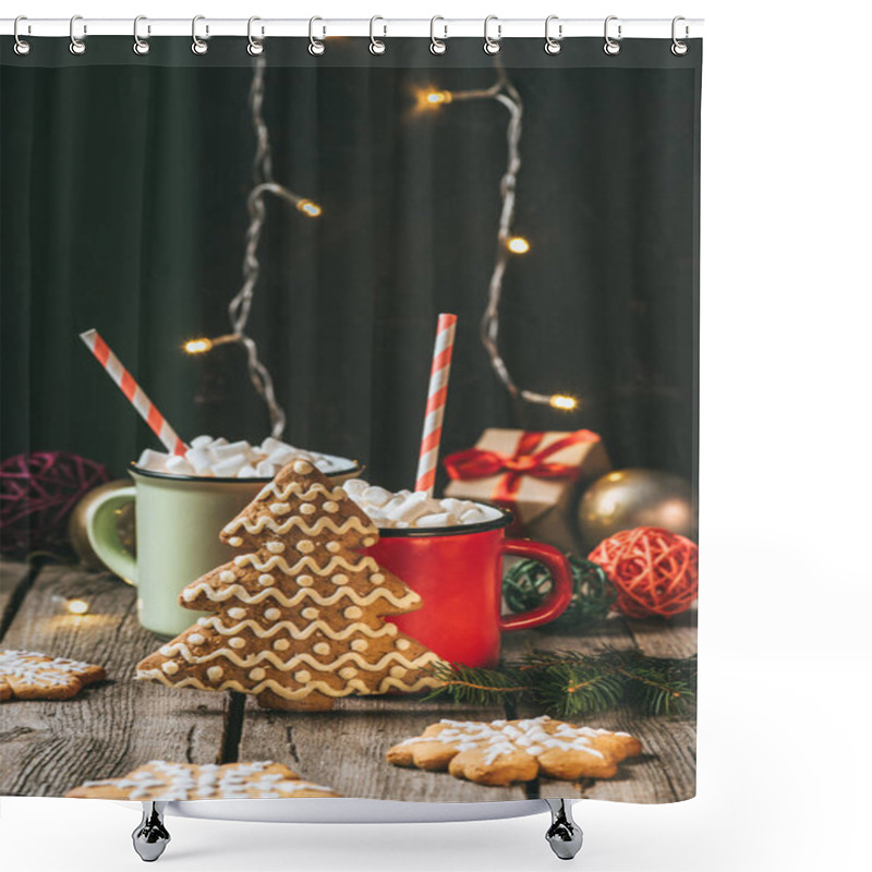 Personality  Two Cups Of Christmas Cocoa With Marshmallows And Gingerbread Christmas Tree Shower Curtains