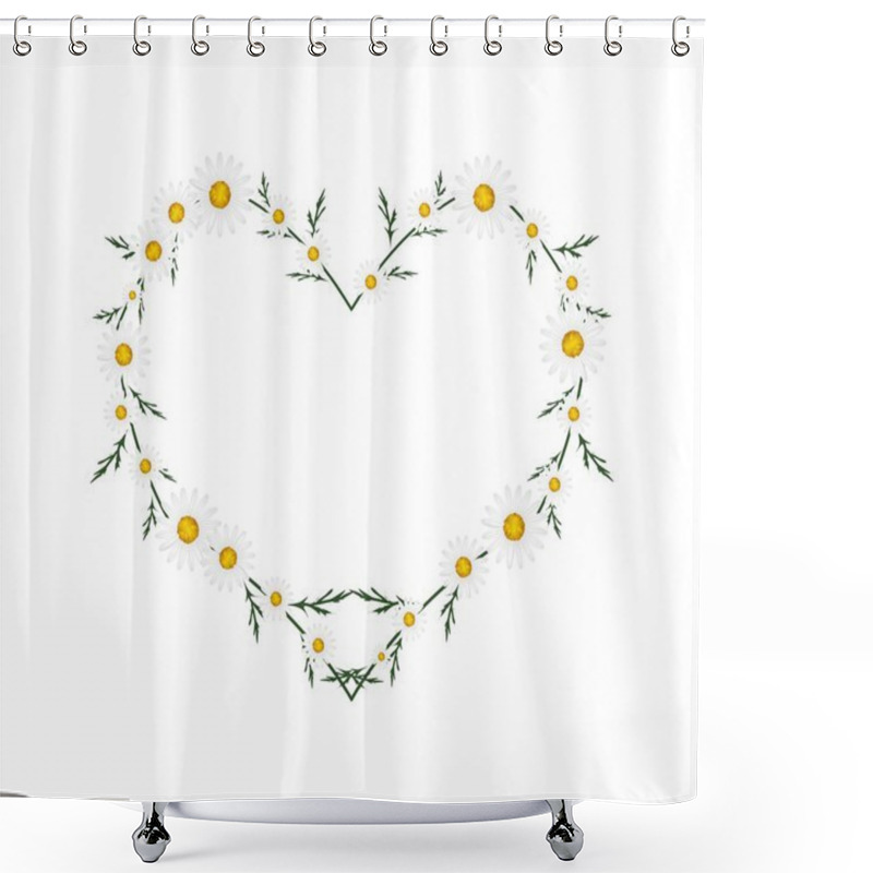 Personality  Beautiful White Daisy Flowers In Heart Shape Shower Curtains