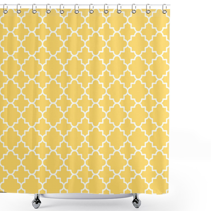 Personality  Quatrefoil Lattice Pattern Shower Curtains