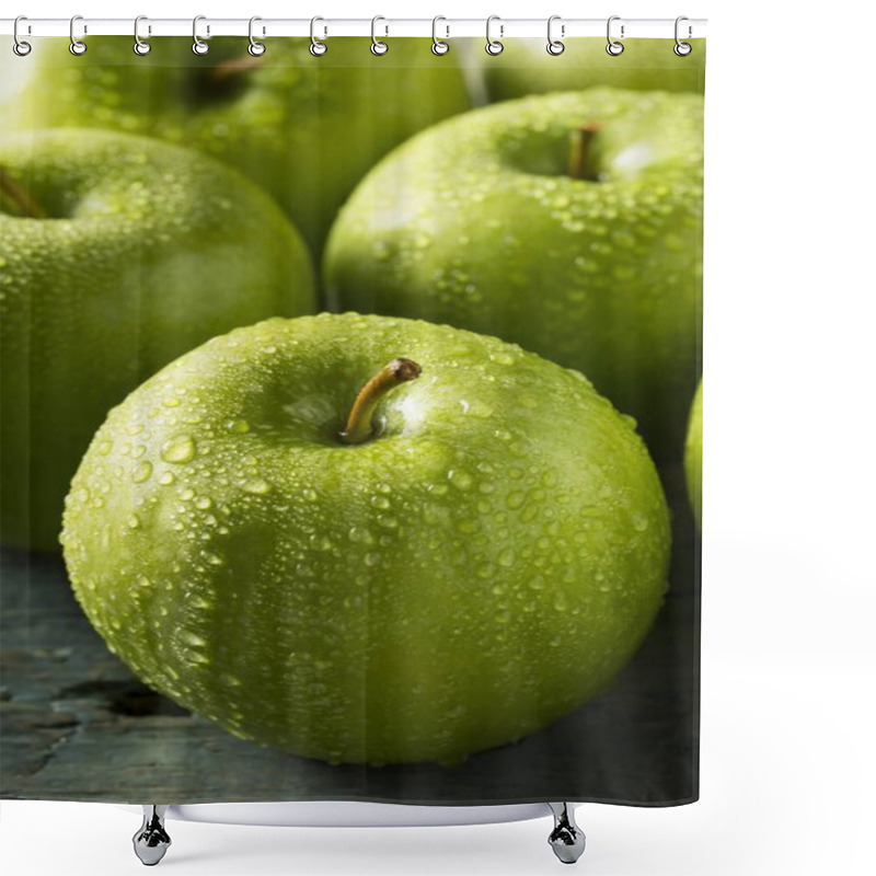 Personality  Raw Green Organic Granny Smith Apples Shower Curtains