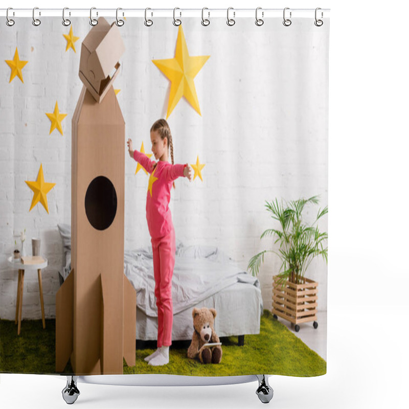 Personality  Full Length View Of Kid Looking At Big Cardboard Rocket And Waving Hands Shower Curtains