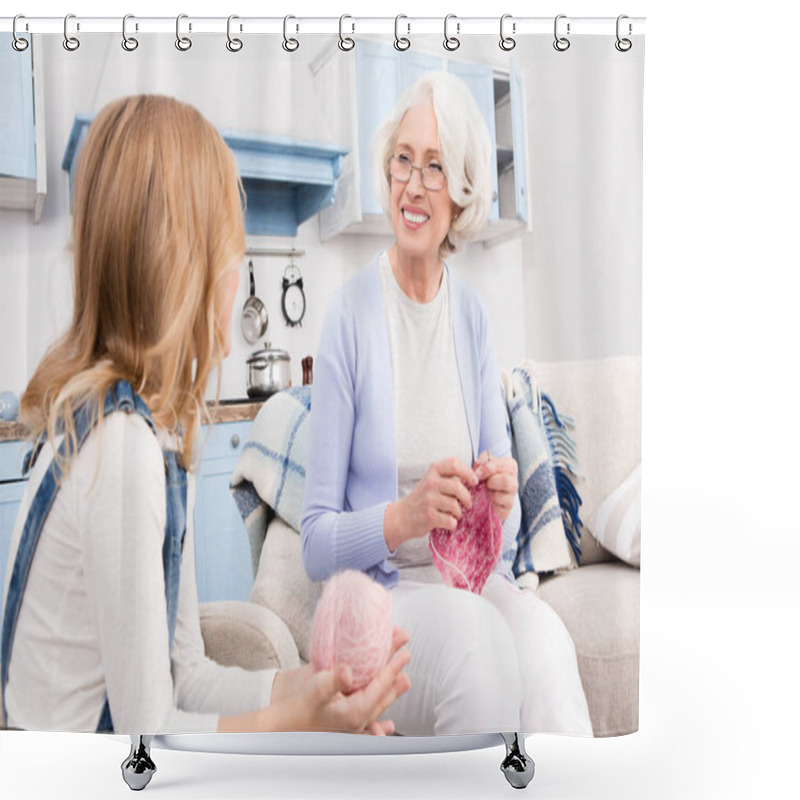 Personality  Grandmother And Granddaughter Knitting Shower Curtains