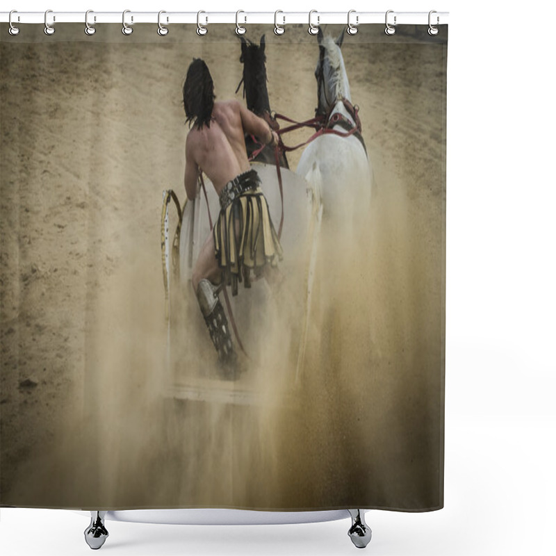 Personality  Chariot Race In A Roman Circus Shower Curtains