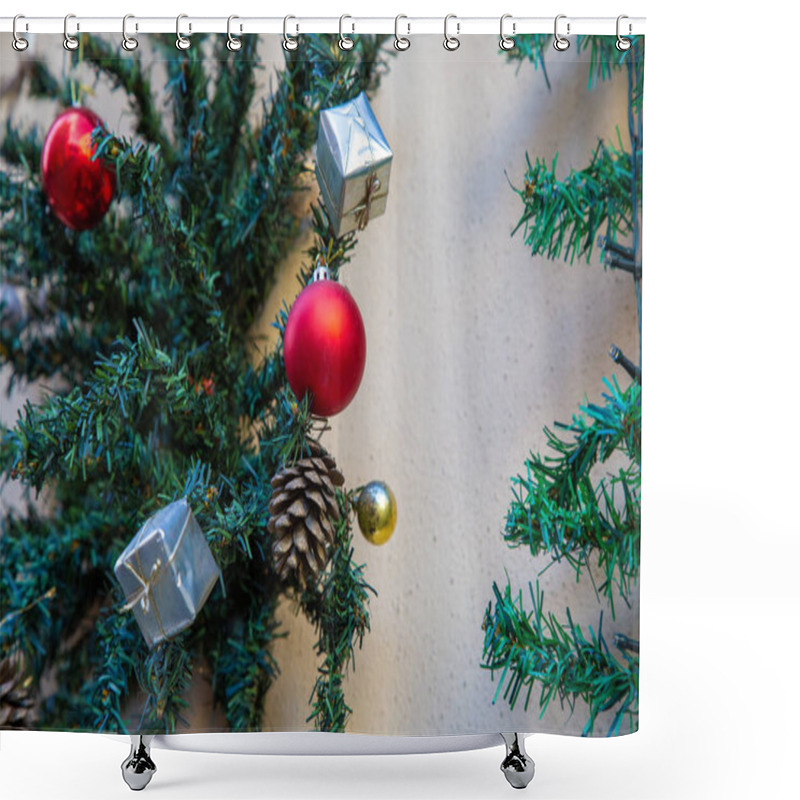 Personality  A Beautifully Decorated Christmas Tree Adorned With Shiny Red Balls And Natural Pine Cones, Creating A Festive Holiday Atmosphere Shower Curtains