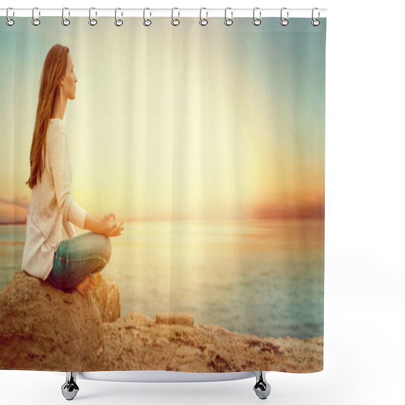 Personality  Peak Shore Yoga Shower Curtains