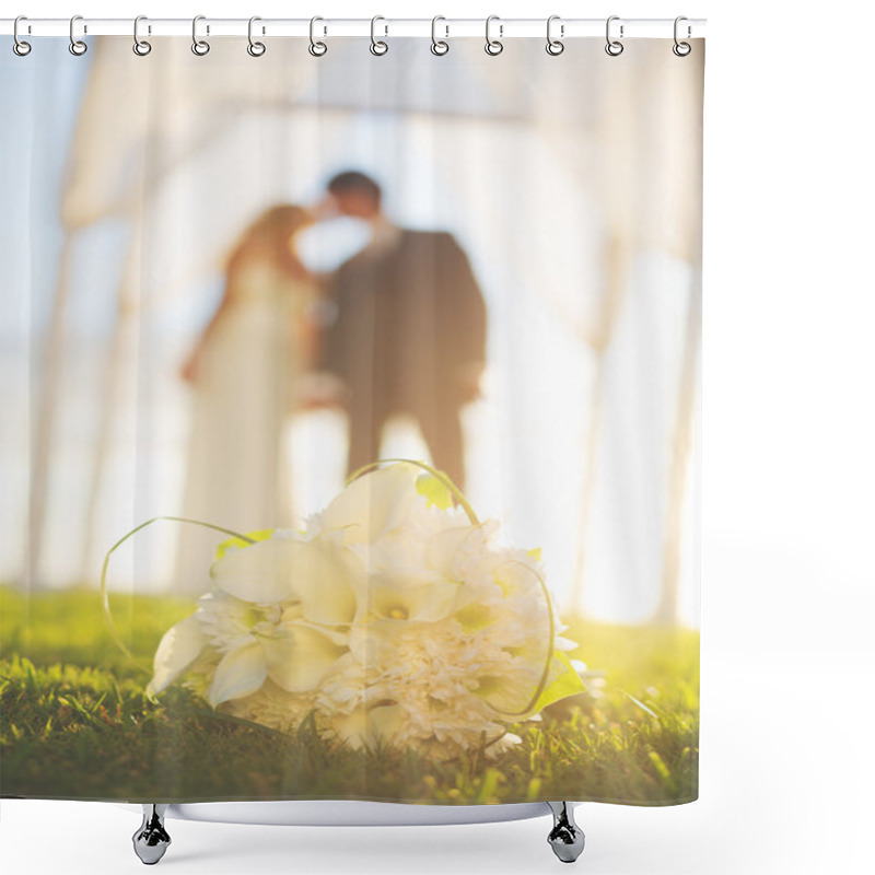 Personality  Wedding Bouquet Shower Curtains