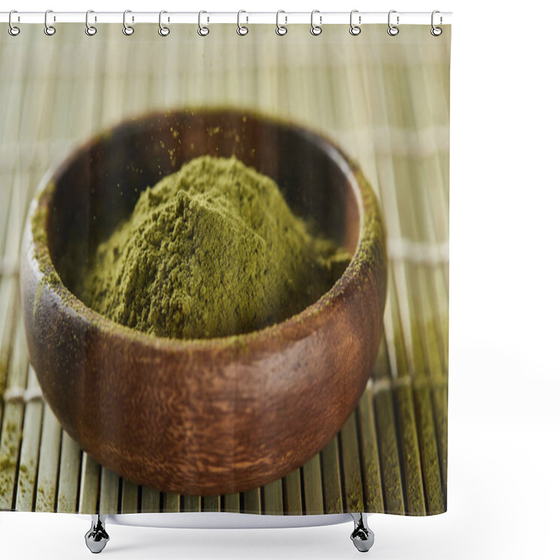 Personality  Selective Focus Of Green Matcha Powder In Wooden Bowl On Bamboo Table Mat Shower Curtains