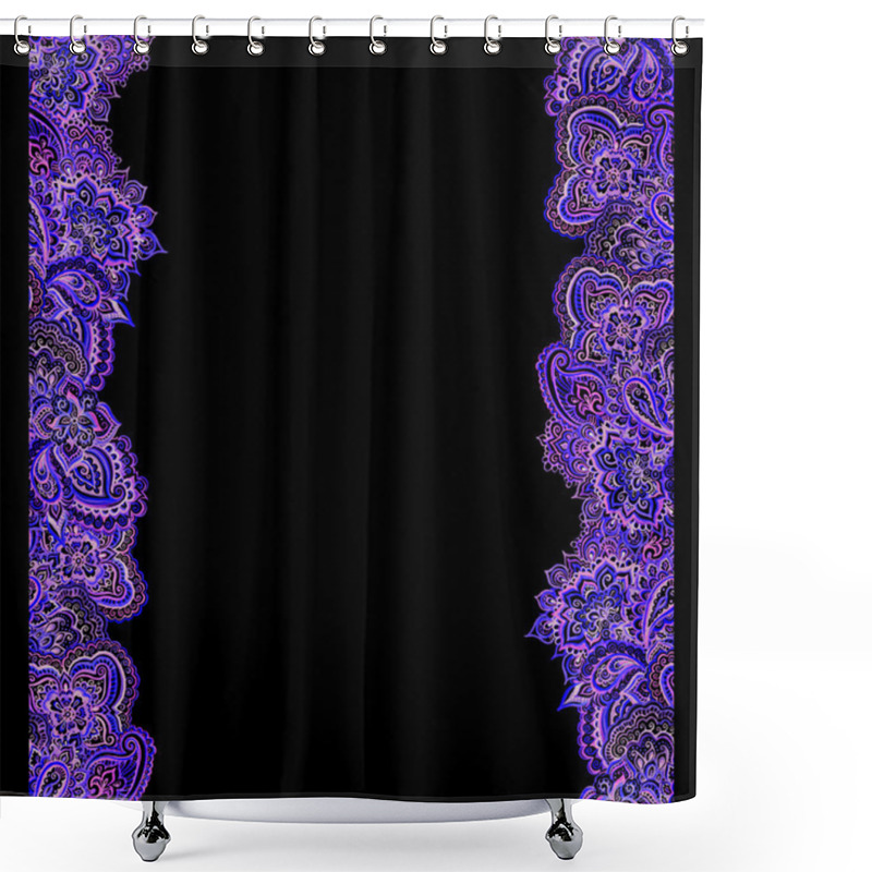 Personality  Ornamental Paisley Banner Frame With Indian Ornament Shower Curtains