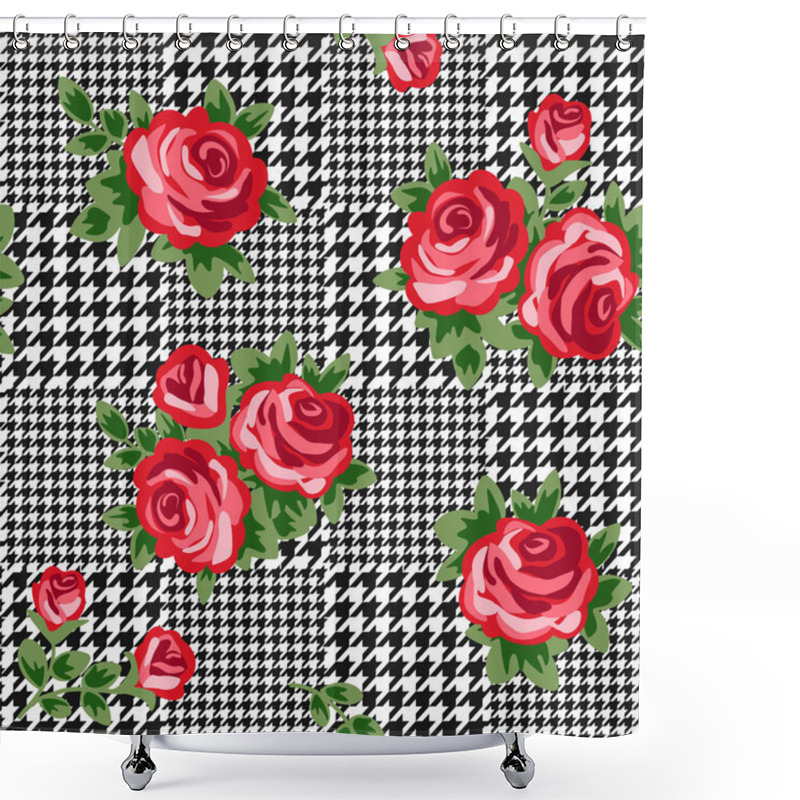 Personality  Vector Houndstooth Seamless Black And White Pattern With Red Retro Roses Shower Curtains