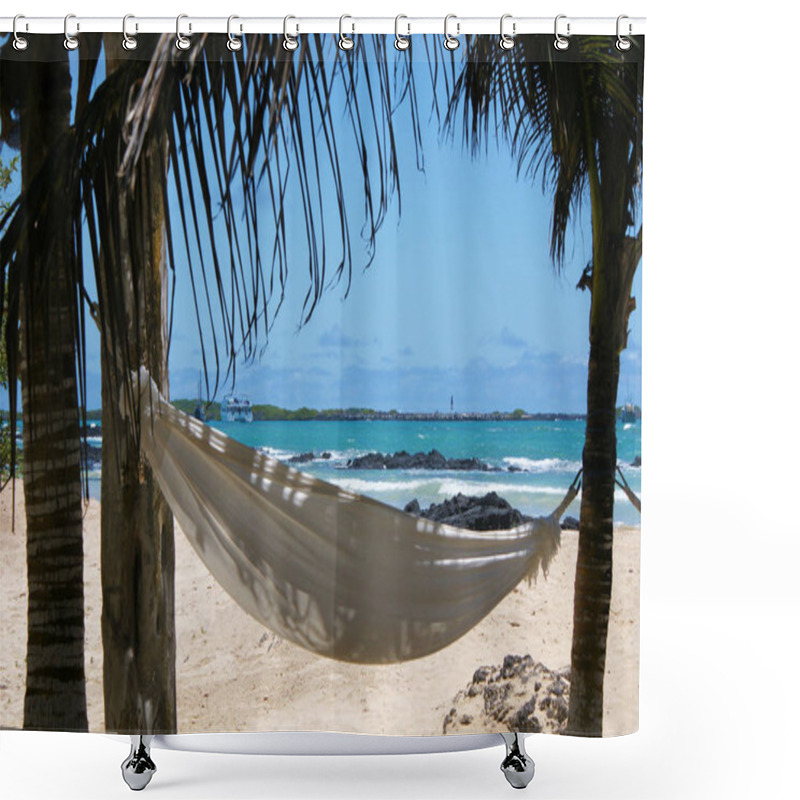 Personality  Hanging Mat Under Palm Trees Shower Curtains