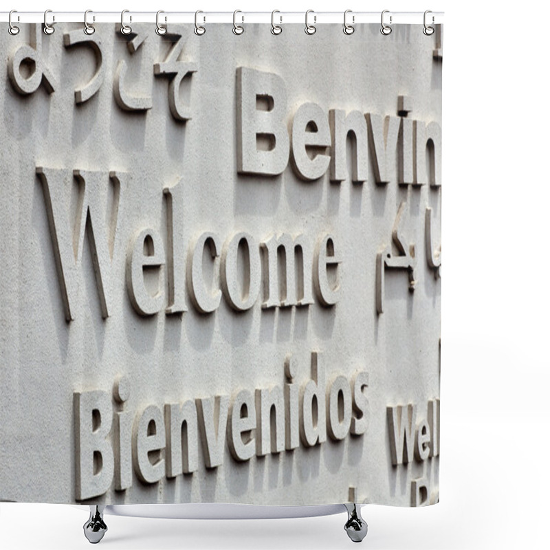 Personality  Welcome Board With Greeting On Foreign L Shower Curtains