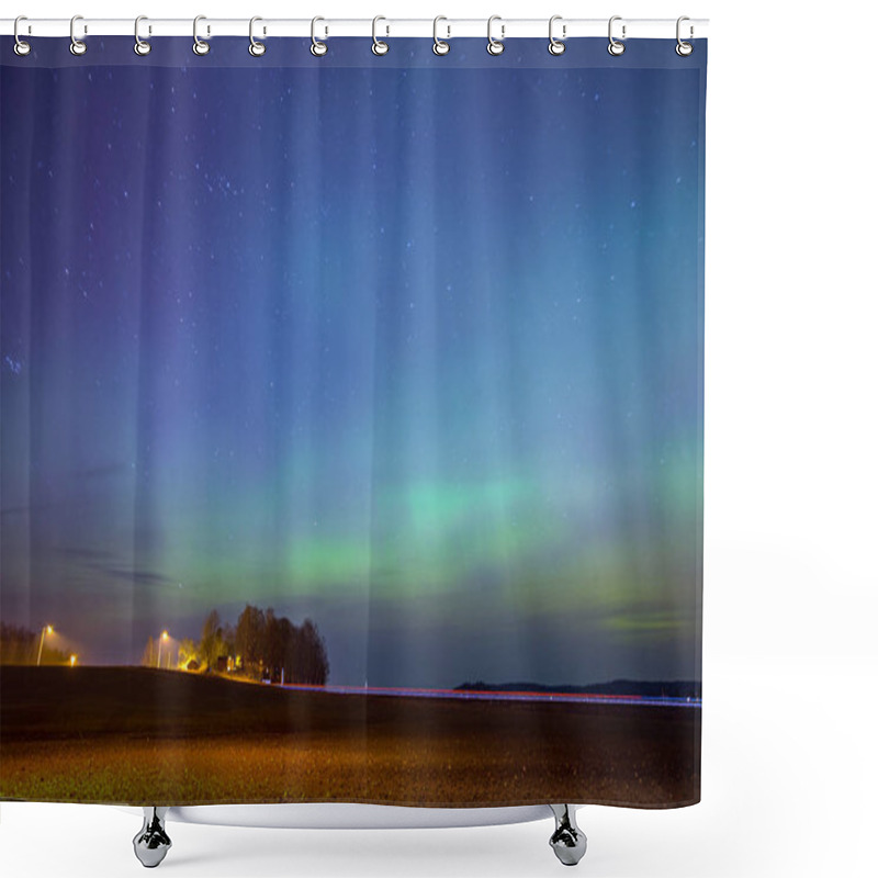 Personality  Picturesque View Of Outdoor Scene Shower Curtains